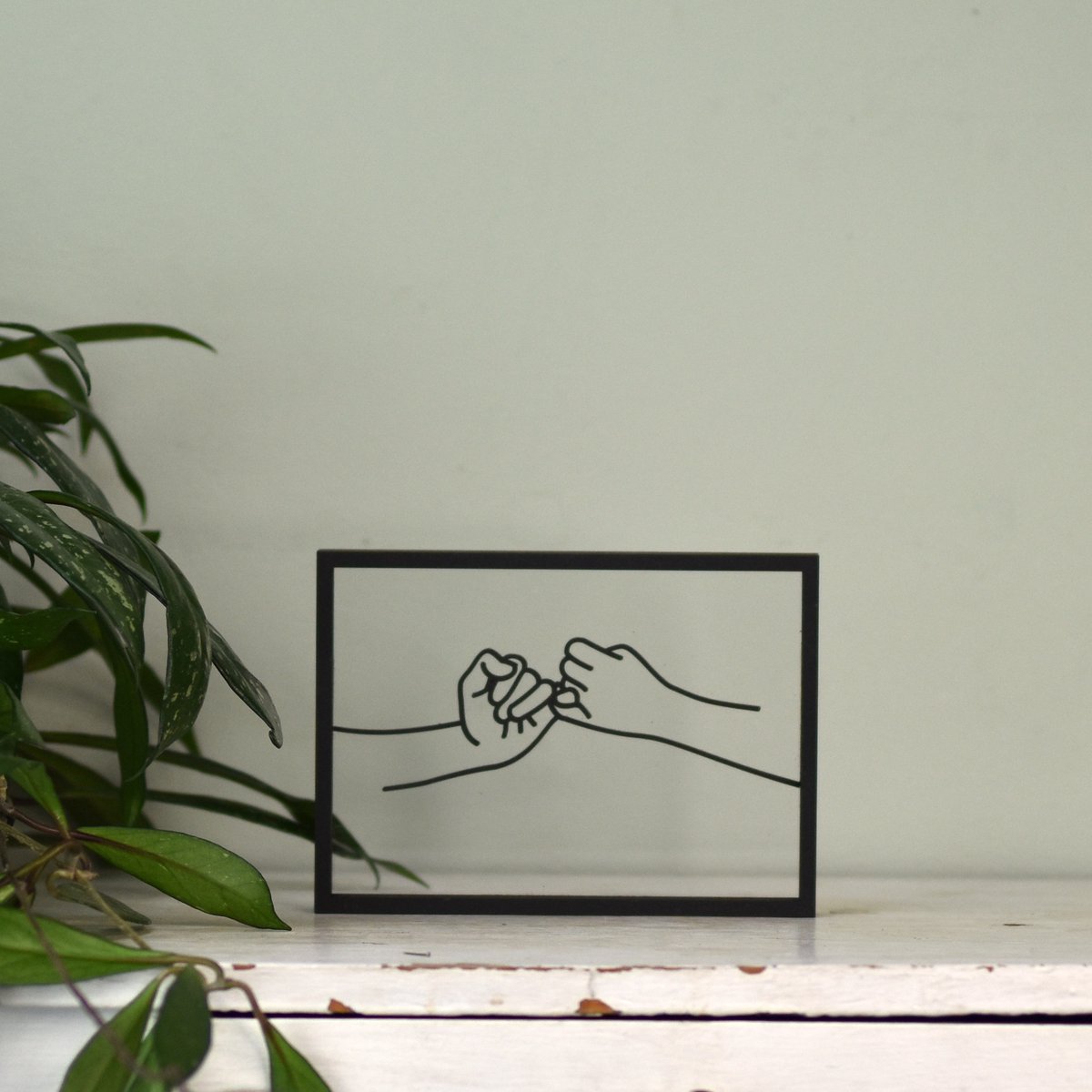 Houten lijstje – Floating Frames – Verbonden handen