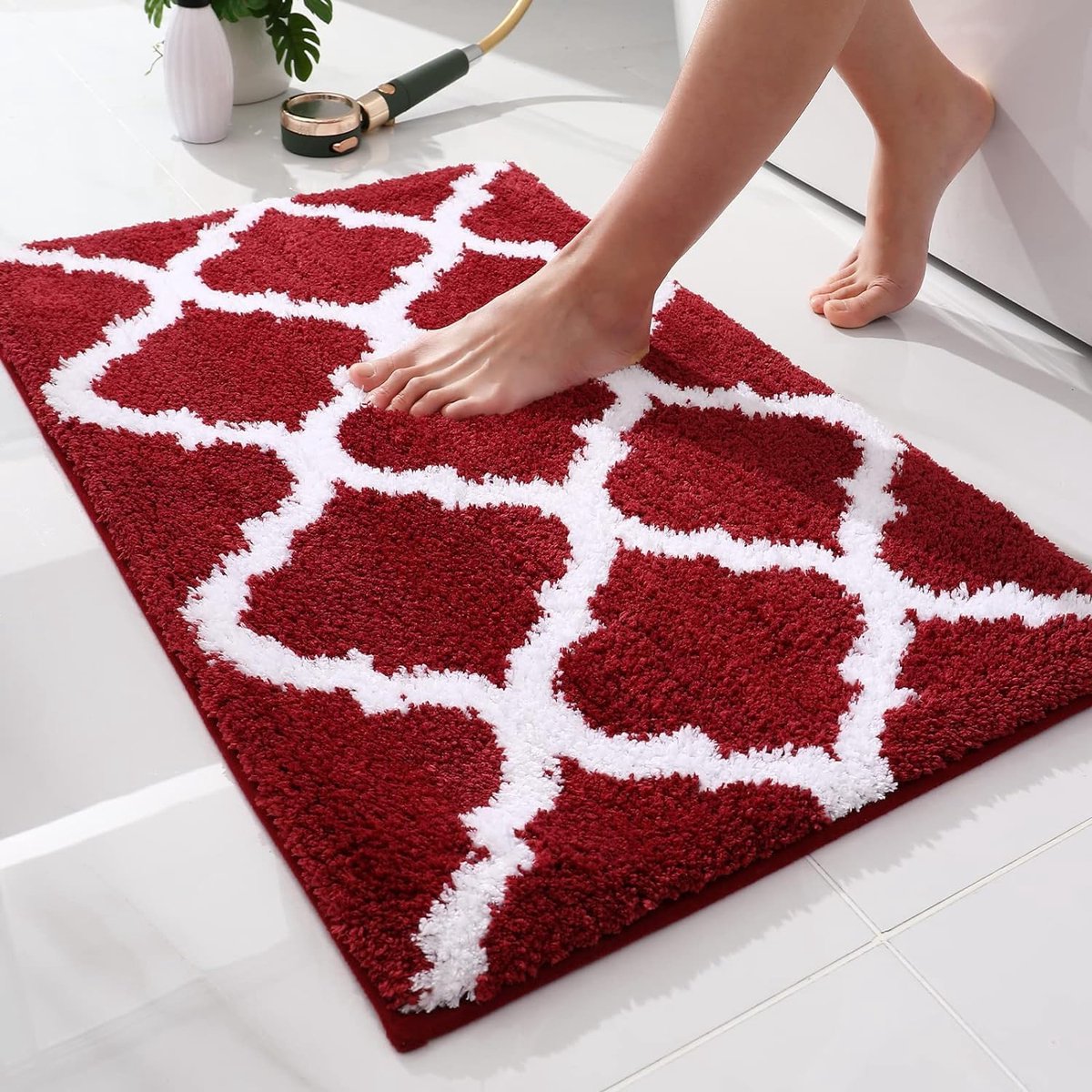 Antislip badmat, badkamertapijt, wasbaar, hoogpolig, badmat, pluizige microvezel, 40 x 60 cm, wijnrood