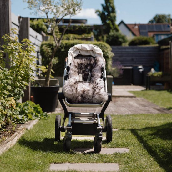 WOOOL Schapenvacht 2-in-1 Kinderwagen Buggy - WOOLA (Moeflon) - Inleg & Opleg - 100% Echte Schapenvacht - Klassieke Wol - Veilig, ECO & Duurzaam van WOOOL — afbeelding 4