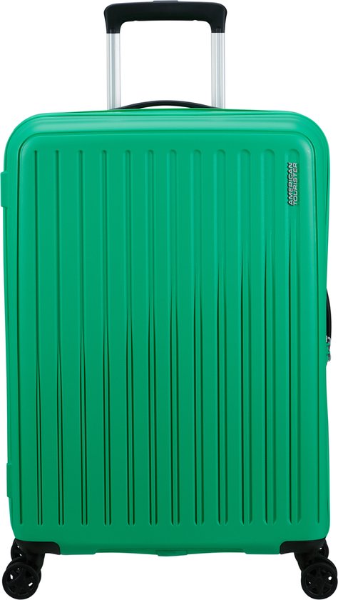 Jade groene koffer met ribbelpatroon, uittrekbare handgreep en vier wielen.