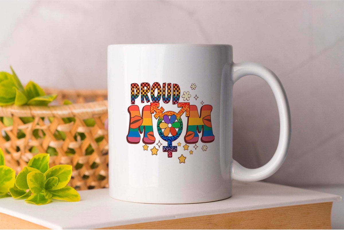 Mok Proud Mom - Pride - LGBT - LGBTQ - LoveIsLove - PrideMaand - LiefdeIsLiefde - Gelijkheid