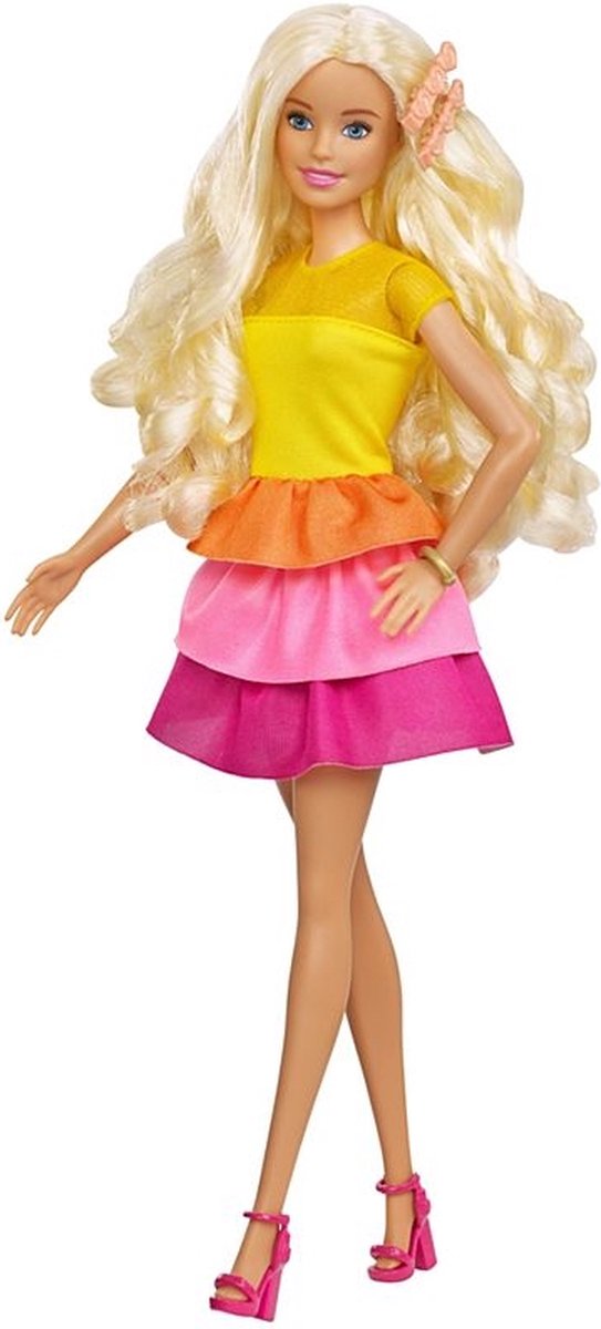 blonde Barbie GBK24 Ultimate Boucles kit de jeu poupée et accessoires 