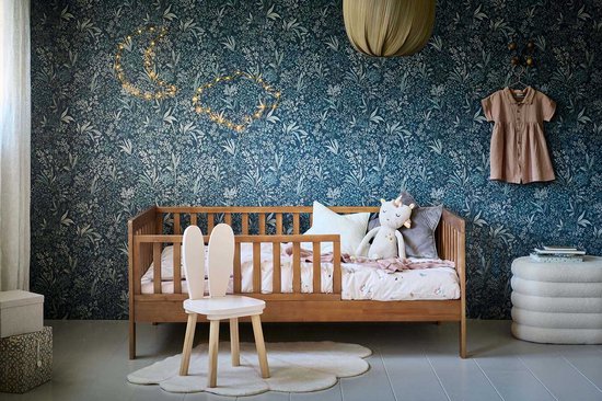 Lit Enfant 140x70 cm - Couleur Noyer Riche (Premium) - Bois Premium - Crée un environnement apaisant et naturel - Touche élégante et sophistiquée pour toute chambre d'enfant - Collection Plume