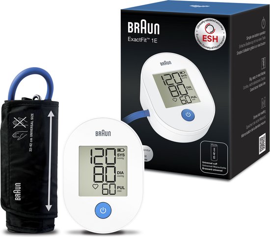 Braun ExactFit 1E bloeddrukmeter met universele manchet (22-42 cm) en de doos. Weergave toont SYS 120, DIA 80, PUL 60.