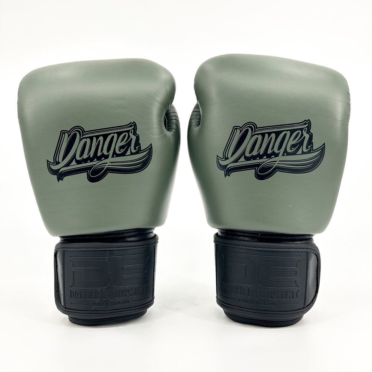Danger Supermax Bokshandschoenen - Army Edition - Echt Leer - Legergroen 10 oz