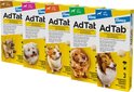 Rij van 5 AdTab anti-vlooien en teken kauwtabletten dozen voor honden van verschillende gewichtsklassen met honden op de verpakking.
