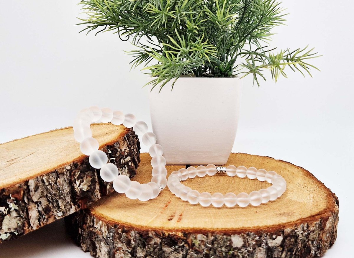 Handgemaakte Klassieke natuurstenen armband “ Selenite ” - 8 mm diameter van de korrel- Diameter armband 20 cm - Een mooi cadeau voor familie en vrienden