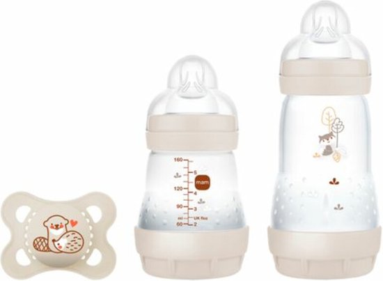 MAM Easy Start Starter Set S met twee babyflessen en een fopspeen, allemaal met dierlijke en bosmotieven.