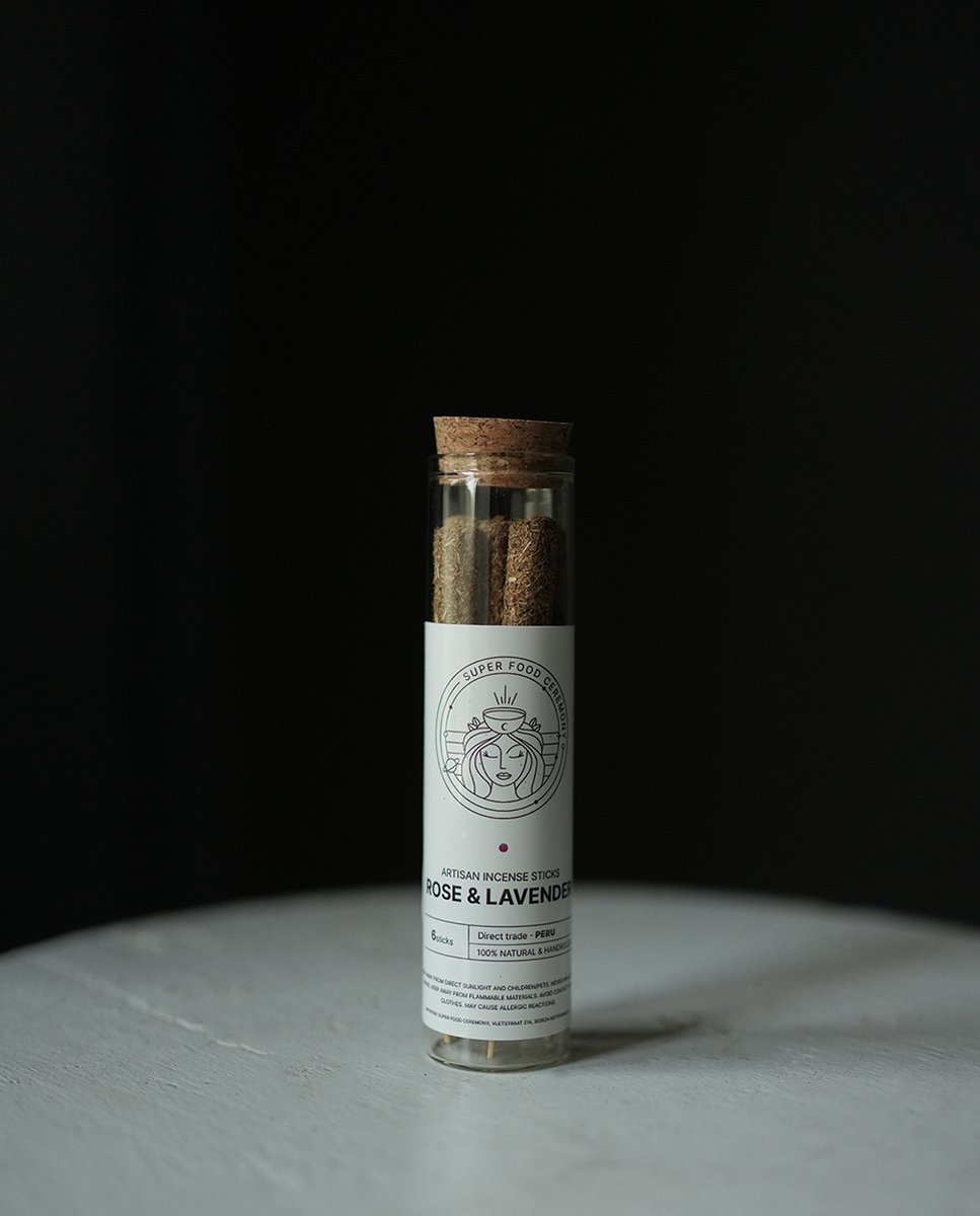 Super Food Ceremony - Wierook stokjes – 100% Authentiek ROSE-LAVENDER - Rechtstreeks uit PERU - 6 incense sticks - Holistic support - Stokjes - Yoga en Meditatie - energetische reiniging