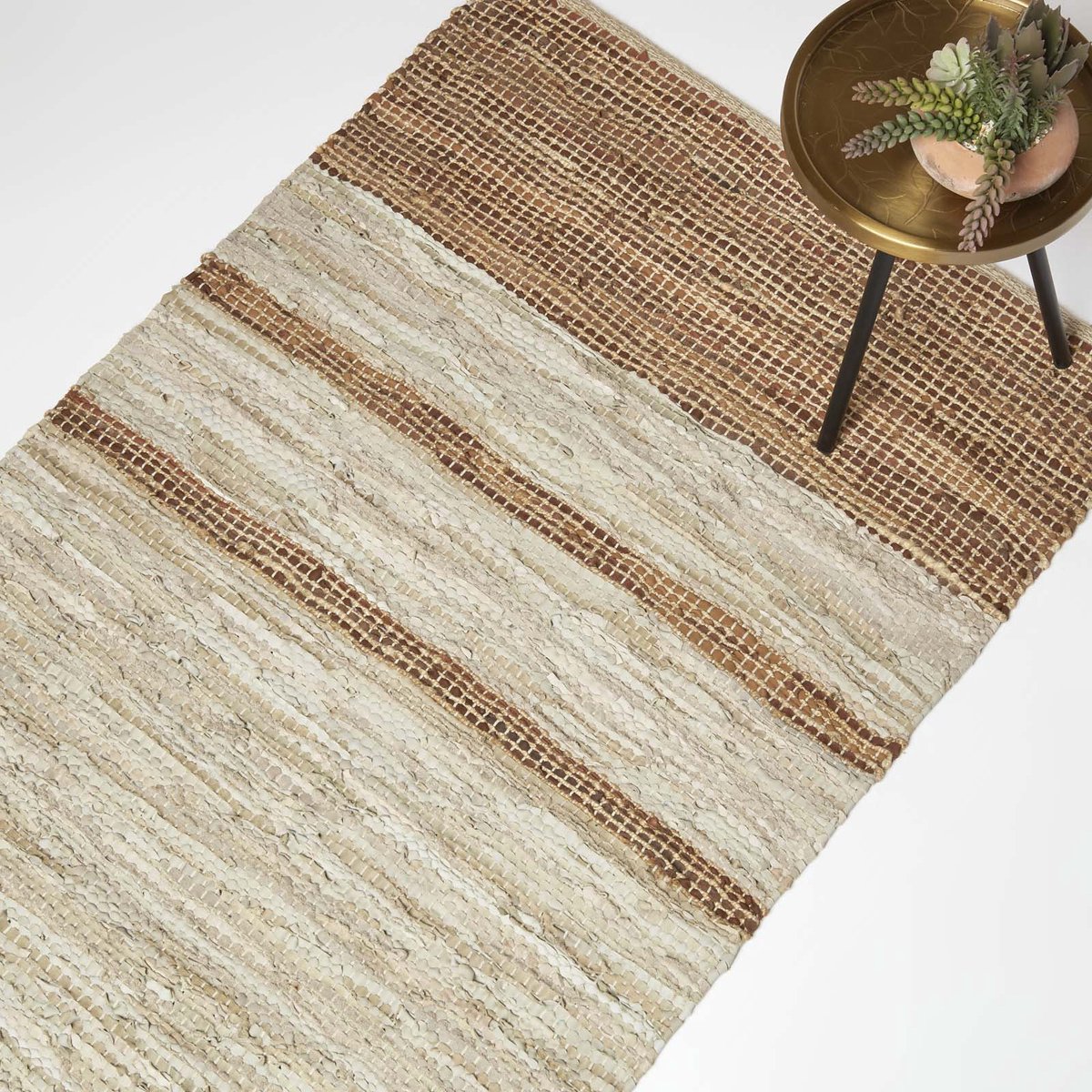 Homescapes leren tapijt beige-bruine strepen 90 x 150 cm - tapijt gemaakt van gerecycled leer