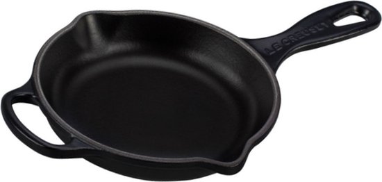 Le Creuset Skillet Signature - Mat Zwart - Ø 16 cm - Geëmailleerde Anti-aanbaklaag - Geschikt voor Alle Warmtebronnen, inclusief Inductie - Vaatwasserbestendig - Levenslange Garantie