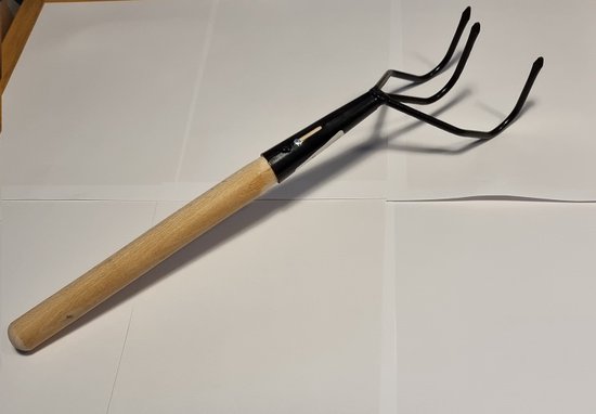 Centi Handhark Drietand met stevig houten handvat 57 cm van Centi — afbeelding 2