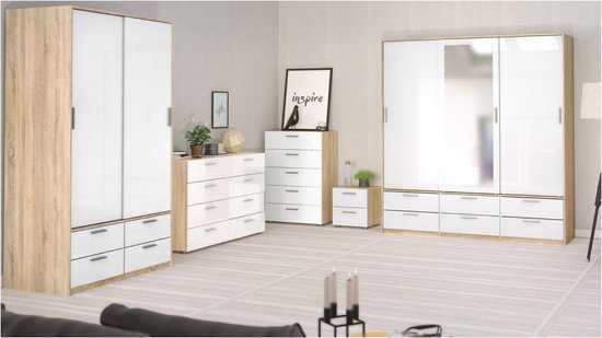 Petra kommode 5 lades eiken decor en wit hoogglans.