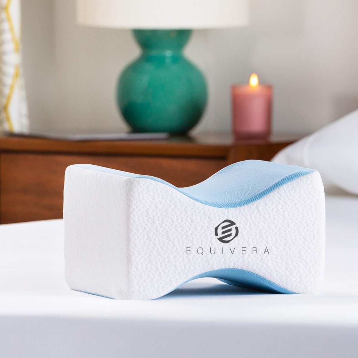 Goedkoopste Equivera Kniekussen - Kniekussen voor in Bed - Kniekussen Orthopedisch - Zijslaapkussen - Kniekussen voor in Bed