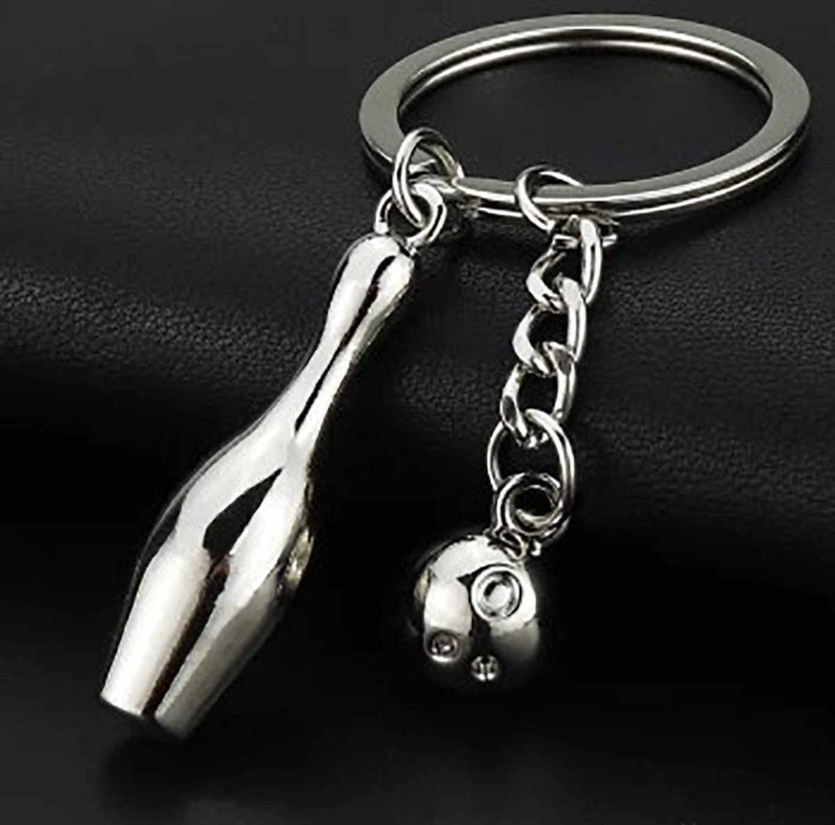 Actie4you® - Sport Sleutelhanger – Zilverkleurig – Sportsieraad – Sleutelhanger – Bowlen