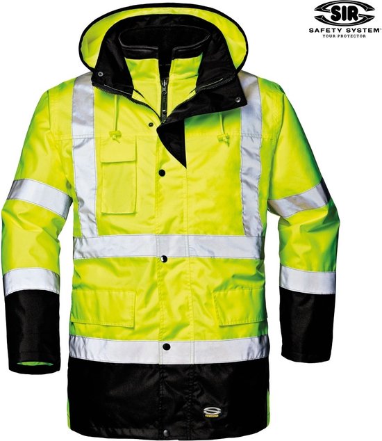 Hoge zichtbaarheidsjas in neon geel en zwart, met reflecterende banden, capuchon en twee borstzakken. Logo SIR SAFETY SYSTEM.