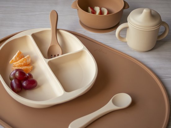 Jikkies® - Siliconen Kinderbord - Baby Bord - Bord - Zuignap - Met Vakken - Beige- Veilig - Duurzaam - Kindvriendelijk - 100% Siliconen - Vaatwasserbestendig - Magnetronbestendig - Veilig Getest van Jikkies — afbeelding 3