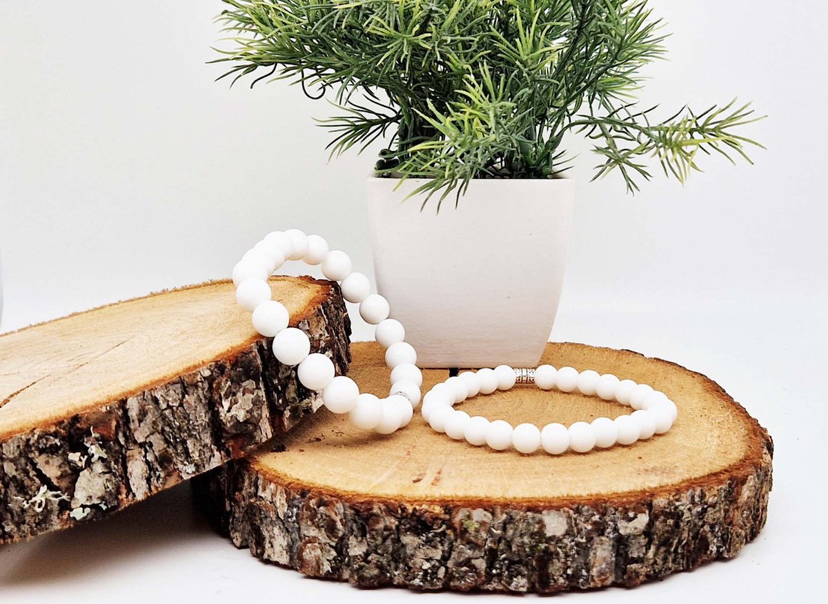 Handgemaakte Klassieke natuurstenen armband “Mat Witte agaat ” - 10 mm diameter van de korrel- Diameter armband 20 cm - Een mooi cadeau voor familie en vrienden