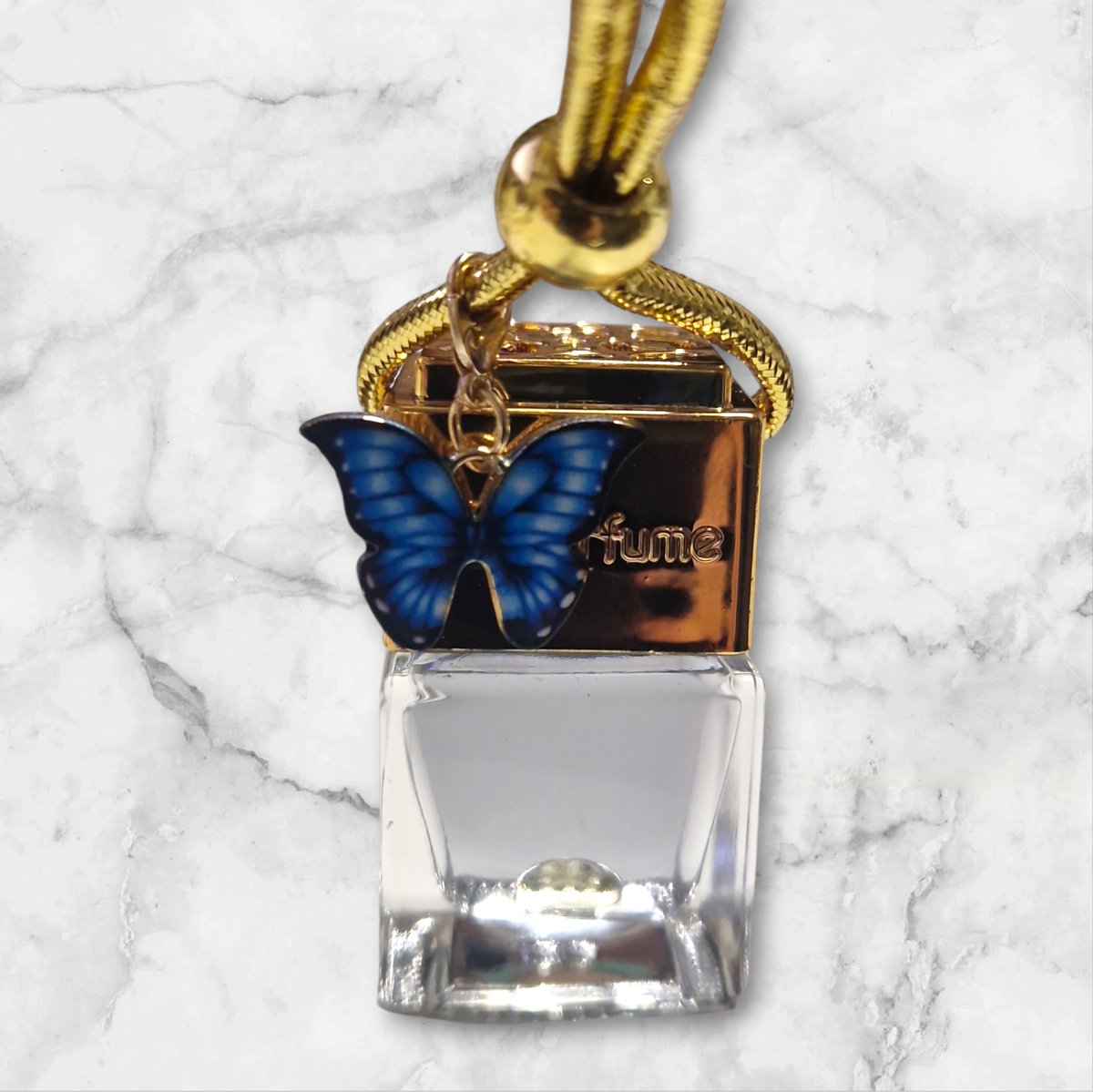 Goedkoopste Autoparfum Butterfly BLEU | met Geluksbrenger | 8ml | Spirits | Geïnspireerd door Traditional Ritual Overseas | Autoparfum | Parfum Auto | Autogeur | Autogeurtje | Autoverfrisser | Luchtverfrisser | Autohanger | Car scent | Car Perfume | Verjaardagsc