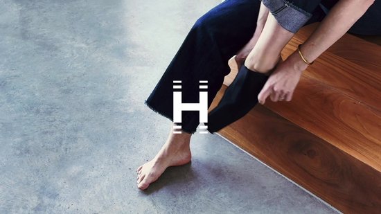 HoMedics Hot and Cold Compression Sleeve Voor de Pols - Padel of Tennis Blessure - koeling sleeve - cooling - Warm & koud - Polsblessure - zwellingen - Super Flexibel en Duurzaam - Gaat Lang Mee