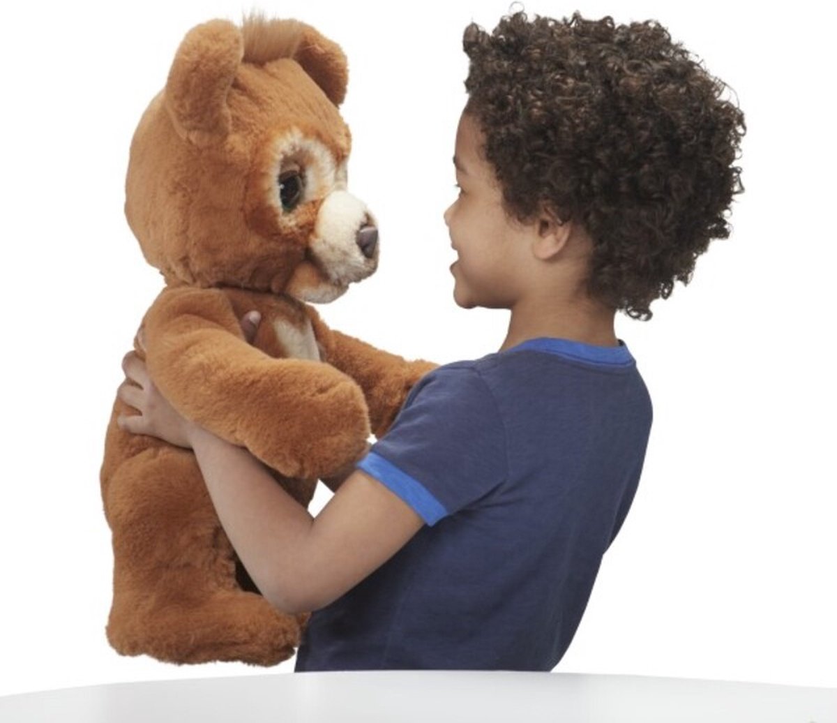 Cubby l'ours curieux FurReal Hasbro c'est mon meilleur copain