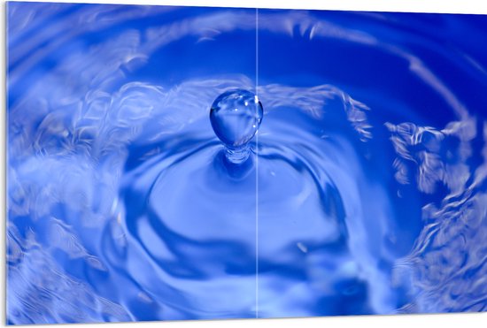 Acrylglas - Waterdruppel in Blauw Water - 120x80 cm Foto op Acrylglas (Met Ophangsysteem)