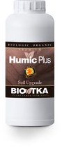 BioTka SOIL HUMIC PLUS Bodem verbeteraar 1 Ltr. (plantvoeding - aarde opwaardering - biologische plantvoeding - humuszuren - bio supplement - aarde - plantvoeding aarde - kokosvoeding - kokos voeding - coco - organische plantenvoeding - organisch)