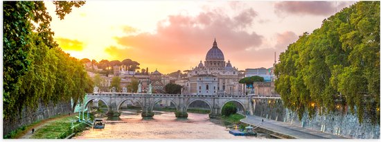 Poster Glanzend – Tiber Rivier naar Kathedraal in Rome - 60x20 cm Foto op Posterpapier met Glanzende Afwerking