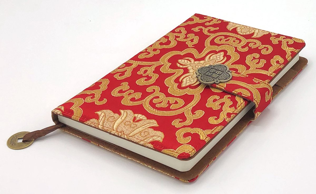Dagboek - Notebook Chinese Yun Brocade - Journal - Golden Lotus - Hardcover met magneet slot - 22 x 15 cm.