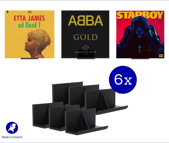 Set van zes zwarte LP-houders, met albumhoezen van Etta James, ABBA Gold en Starboy erboven. Gemaakt in Holland.