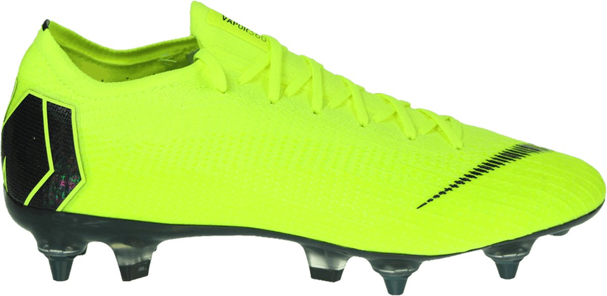 Nike Mercurial Vapor Elite SG-PRO voetbalschoenen in maat 39.