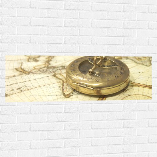 Muursticker - Gouden Kompas op Wereldkaart - 120x40 cm Foto op Muursticker