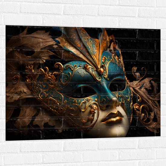 Muursticker - Venetiaanse carnavals Masker met Blauwe en Gouden Details tegen Zwarte Achtergrond - 100x75 cm Foto op Muursticker