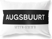 Tuinkussen AUGSBUURT - FRIESLAND met coördinaten - Buitenkussen - Bootkussen - Weerbestendig - Jouw Plaats - Studio216 - Modern - Zwart-Wit - 50x30cm