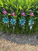 Metalen deco tuinstekers met windmolen "flamingo's"- Set van 4 stuks - diverse kleuren - hoogte 61 x dia 10.5 x 3.8 cm - Tuinaccessoires - Tuindecoratie - Tuinstekers