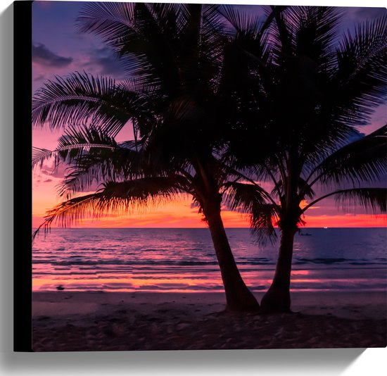 Canvas - Twee Palmbomen op het Strand langs de Zee bij Zonsondergang - 40x40 cm Foto op Canvas Schilderij (Wanddecoratie op Canvas)