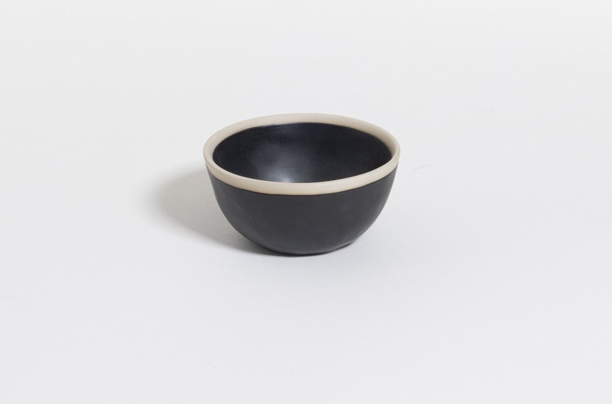 The Table - Atelier - Kommen - Set van 2 - Black Pepper - zwart - handgemaakte kom - Ø 10 cm