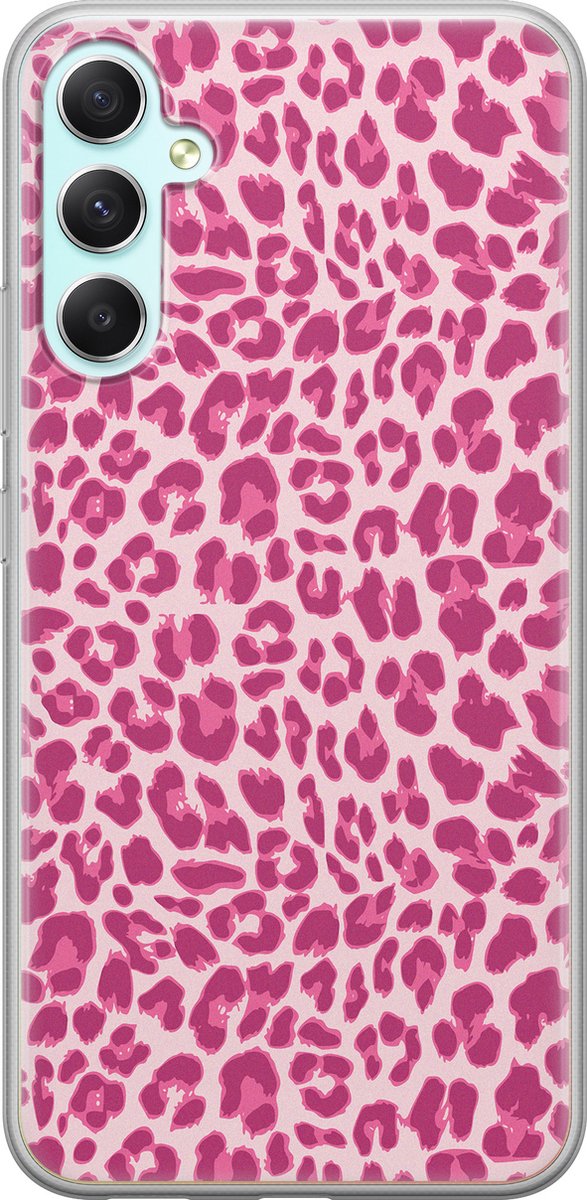 Leuke Telefoonhoesjes - Hoesje geschikt voor Samsung Galaxy A34 - Luipaard roze - Soft case - TPU - Luipaardprint - Roze