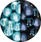 Kerstballen 24x st - mix donkerblauw/ijsblauw - 6 cm - kunststof - kerstversiering