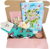 Cadeau box – Sterkte - Beterschap – Verrassing Pakket – Gif box – Grappig - Cadeau voor vrouw man – Kado – Sokken - Verjaardag cadeau – Valentijn – Geschenkdoos – Moederdag – Vaderdag – Maat 41-45
