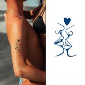 Temporary Tattoo Kus Liefde Hart (6x6 cm) [Semi-Permanente Neptattoo - Tijdelijke tatoeage - Nep Fake Tattoos - Water overdraagbare festival sticker henna outfit tattoo - Glitter tattoo - Volwassenen Kinderen Jongen Meisje]