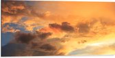 Dibond - Zachtoranje Gloed over de Wolken in de Lucht - 100x50 cm Foto op Aluminium (Met Ophangsysteem)