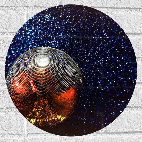 Muursticker Cirkel - Glinsterende Discobal in Donkere Ruimte - 40x40 cm Foto op Muursticker