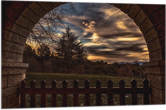 Vlag - Landschap - Hek - Bomen - Bossen - Bergen - Hout - 105x70 cm Foto op Polyester Vlag