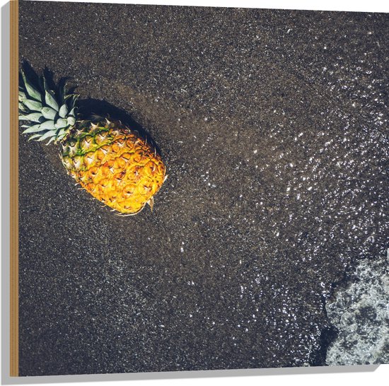 Hout - Ananas op het Strand met Zee - 80x80 cm - 9 mm dik - Foto op Hout (Met Ophangsysteem)