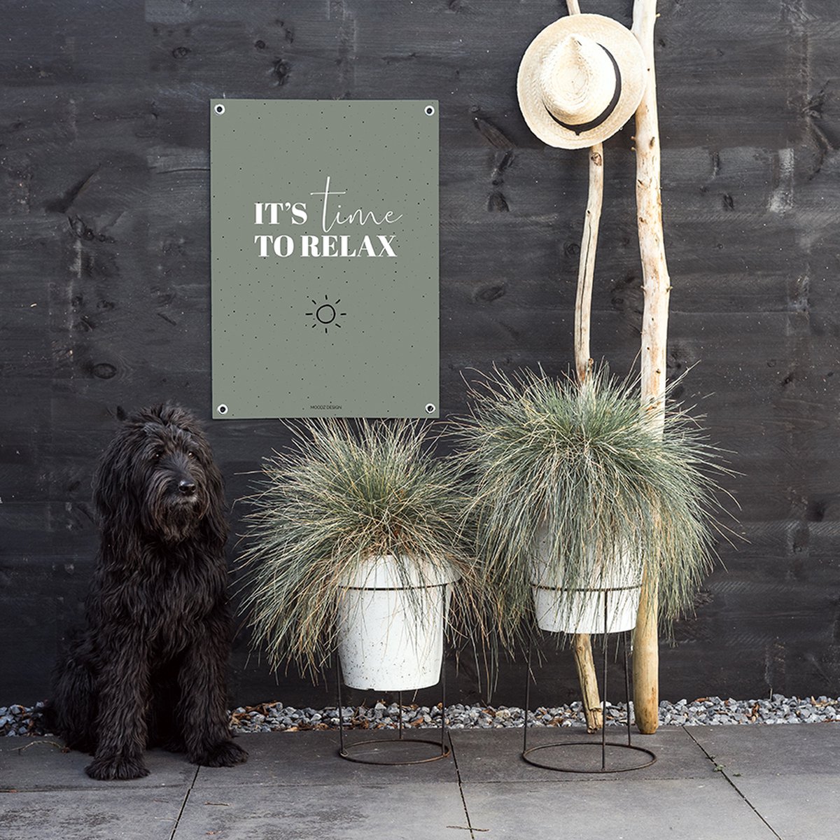 MOODZ design | Tuinposter | Buitenposter | It's time to relax | 70 x 100 cm | Groen