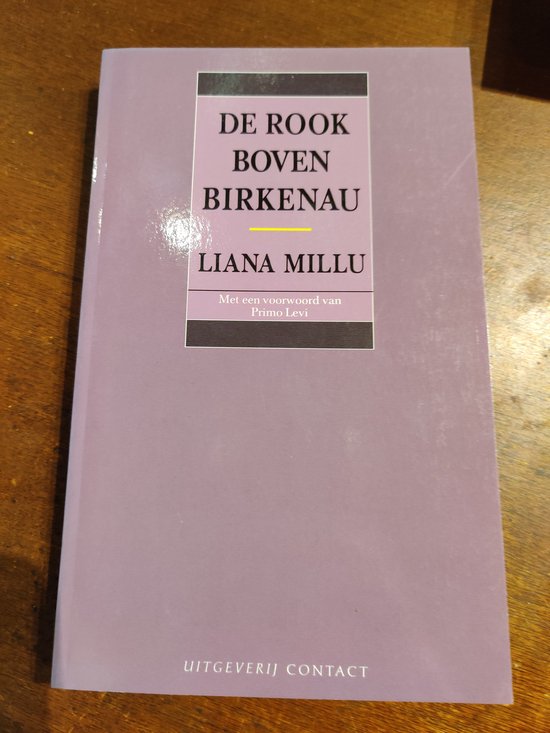 Omslag van De rook boven birkenau