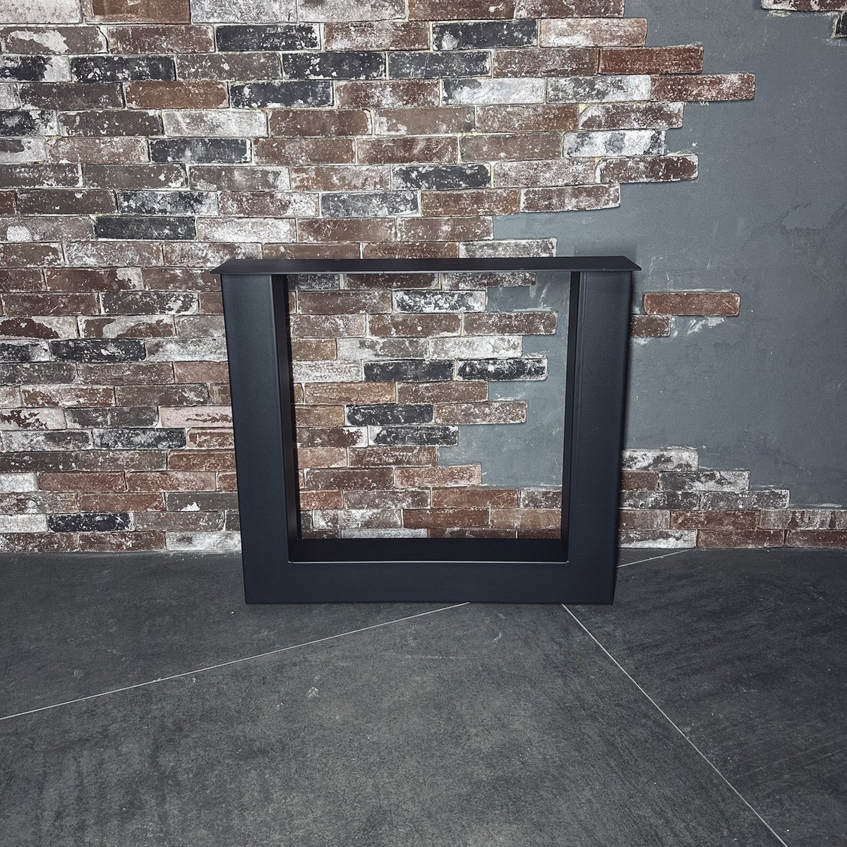 Maison DAM – 1x industriële tafelpoot U met koker 10x10cm, Hoogte 72cm, mat zwart fijn structuur, hoogwaardige kwaliteit - Inclusief steldop - Topplaat; 4mm