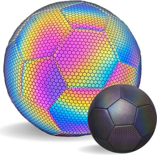 Lichtgevende Voetbal - Glow In The Dark Bal - Bright Colors - Reflecterend - Inclusief Balnet en Ballenpomp Naald - Holografisch - Maat 5 - Kinderen en Volwassenen - Cadeau