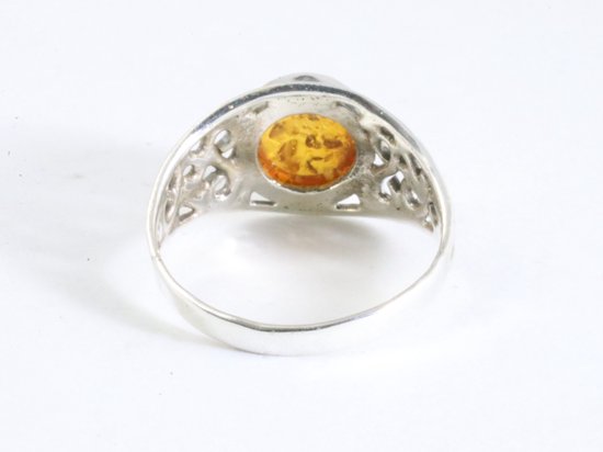 Bague fine en argent ajouré avec ambre - taille 19